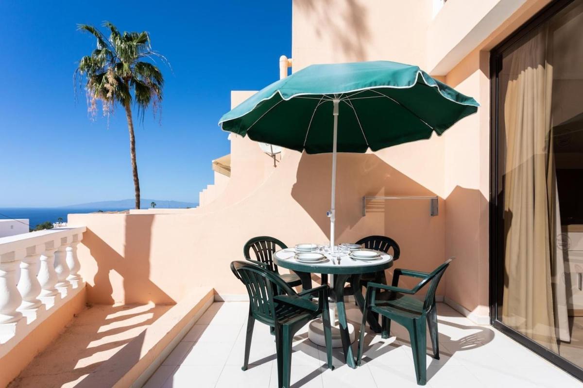 Lightbooking Paradise Court Tenerife Апартаменты *